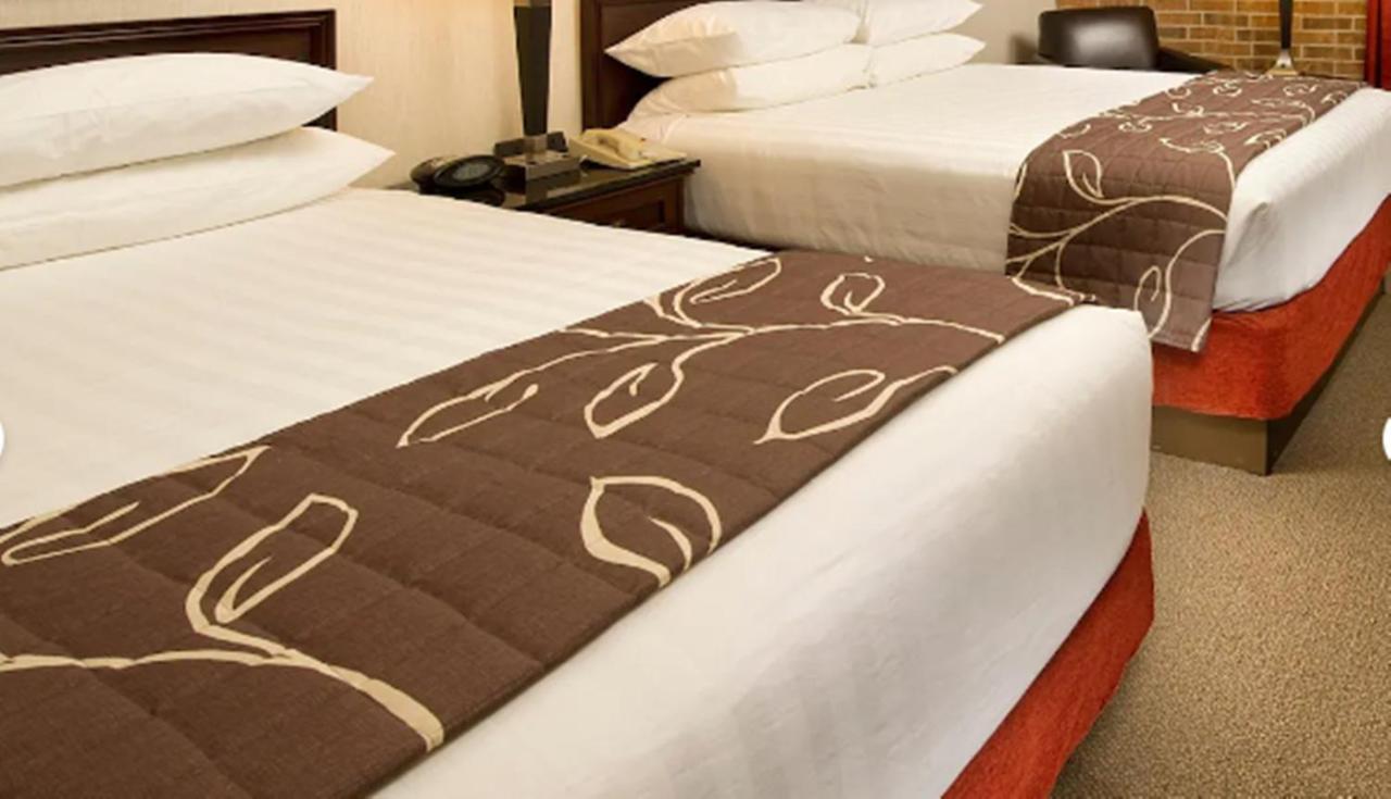Hotel Lotus Kansas City Merriam المظهر الخارجي الصورة