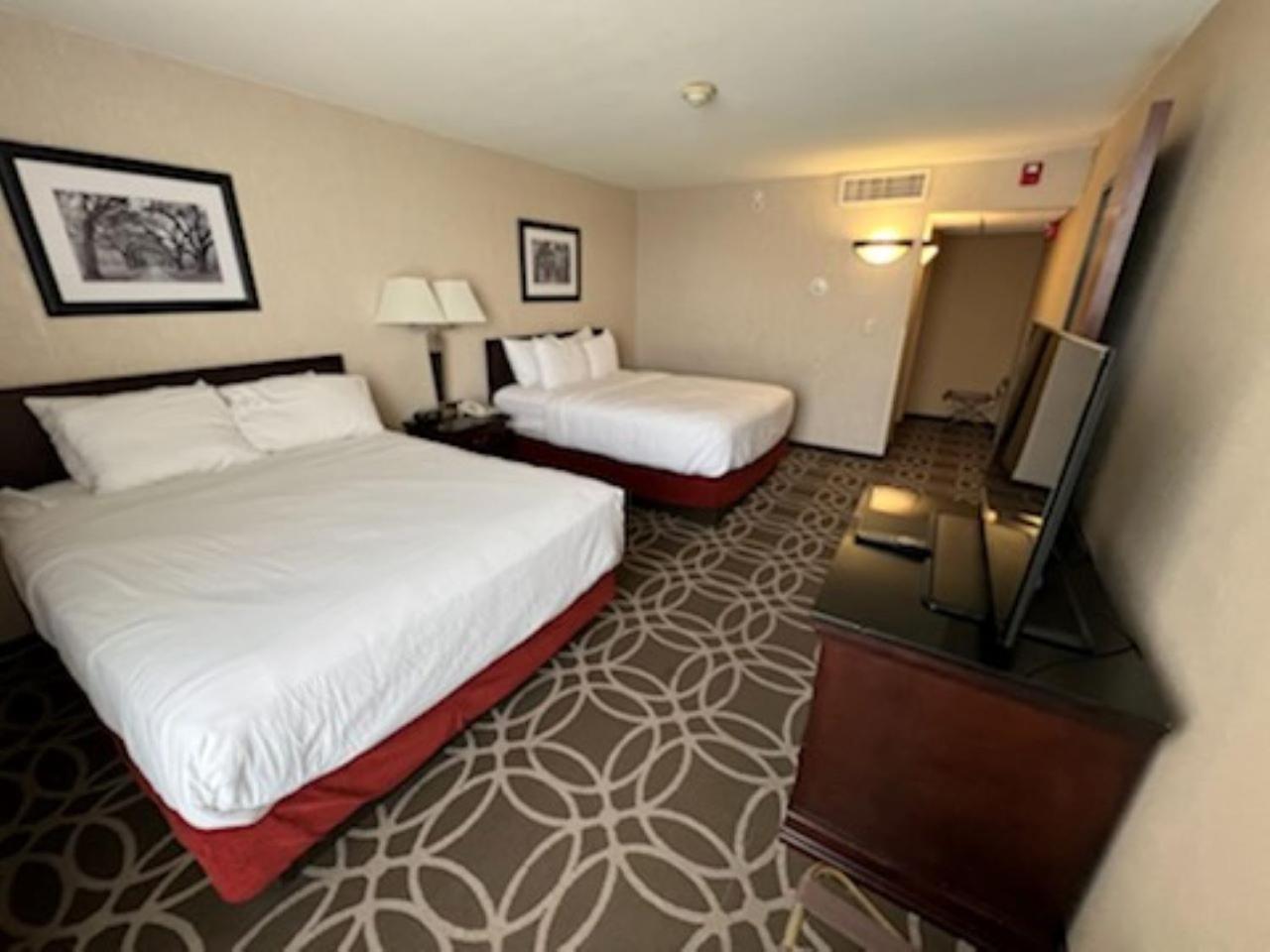 Hotel Lotus Kansas City Merriam المظهر الخارجي الصورة