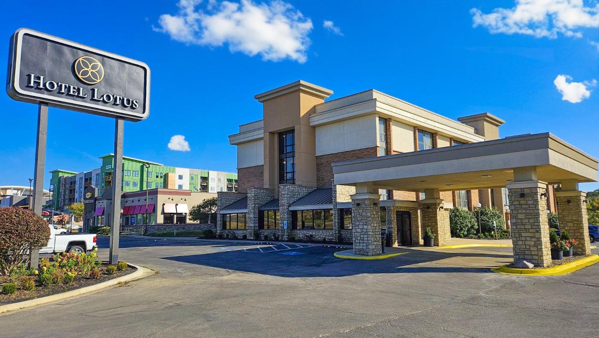 Hotel Lotus Kansas City Merriam المظهر الخارجي الصورة